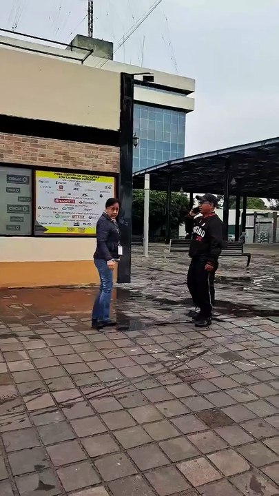Funcionaria de Celaya amenaza con desaparecer a ciudadano