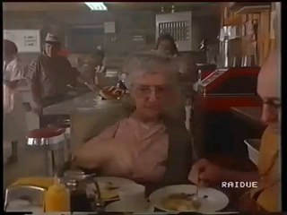 Senza esclusione di colpi (1989) - la tavola calda - Hulk Hogan