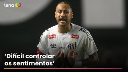 Neymar fala em ‘calor da emoção’ ao justificar discussão com torcedor do Santos: ‘Difícil controlar’