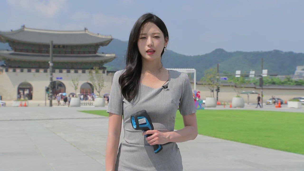 [날씨] 내일 서울 38℃, 폭염 절정...뜨거운 열기 가득한 도심 광장 / YTN
