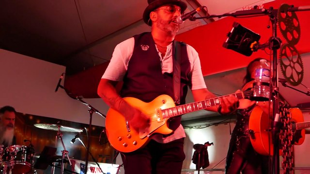 Crazy Pug à Port-Sainte-Foy (6)