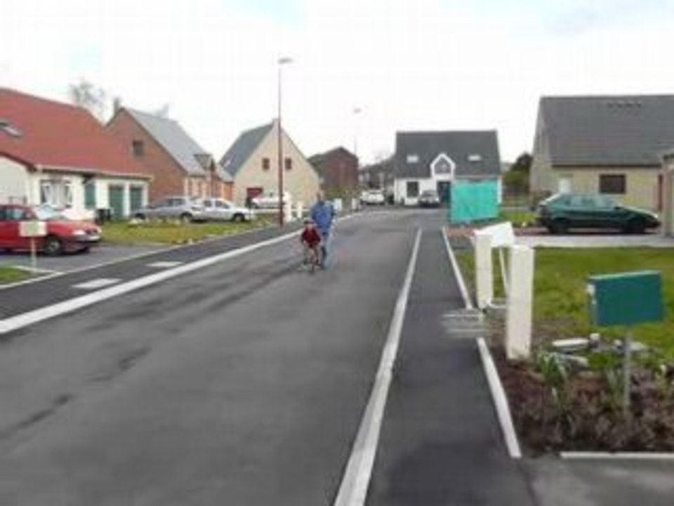 Baptiste vélo sans roulettes (20-04-2008)