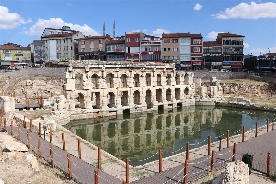 Dünya’da sadece iki örneği var: Biri İngiltere’de biri Yozgat’ta!