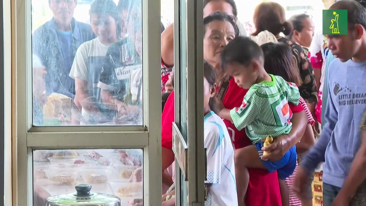 Tailandia evacua a más de 100,000 civiles por combates mortales con Camboya