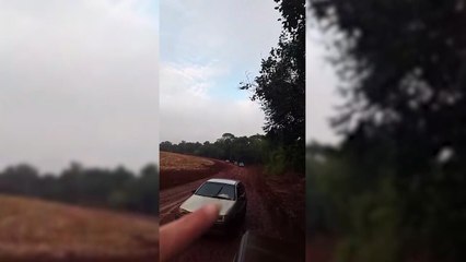 Moradores do Reassentamento São Francisco seguem enfrentando dificuldades com estradas intransitáveis em dias de chuva
