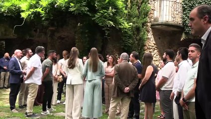 La Princesa Leonor y la Infanta Sofía reaparecen en solitario con un duelo de estilo