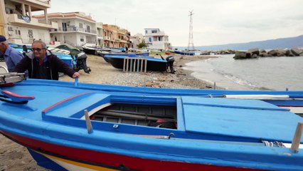 Torre Faro e spazi barche, scende in campo la politica