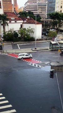 Corpo de Preta Gil foi escoltado por agentes da Guarda Municipal até o Theatro Municipal do Rio de Janeiro, local onde ocorre seu velório