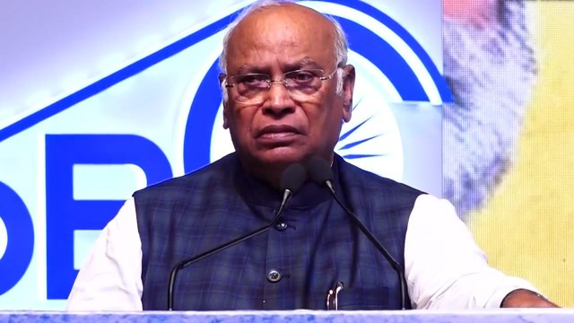 Mallikarjun Kharge Mocks Modi, Takes Sharp Jab at PM's 'Non-Biological' Remark