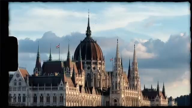 Come with that balloon and enjoy it. I will come to this place. Now make this video viral on Dailymotions PR. If you earn ads from these views then you will get 100 dollars, okay.