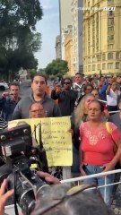 Fãs aguardam para acompanhar velório de Preta Gil no Theatro Municipal do RJ