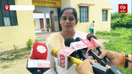 यूपी का अदभुत विद्यालय; स्‍कूल है पर पहुंचने का रास्‍ता नहीं, खेत से होकर जाते हैं बच्चे, बिजली कनेक्शन तक नहीं