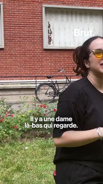 Le Ciné-Voisins installe sa toile pour fabriquer un cinéma en plein air