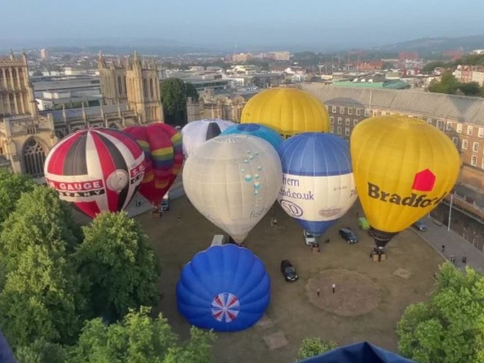 Heißluftballon-Spektakel erobert den Himmel über Bristol