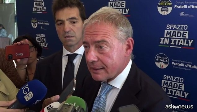 Spazio, Urso: attendiamo studio su costellazione nazionale satelliti
