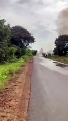 🇰🇭🇹🇭 Images de troupes cambodgiennes à la frontière attaquant des positions thaïlandaises.