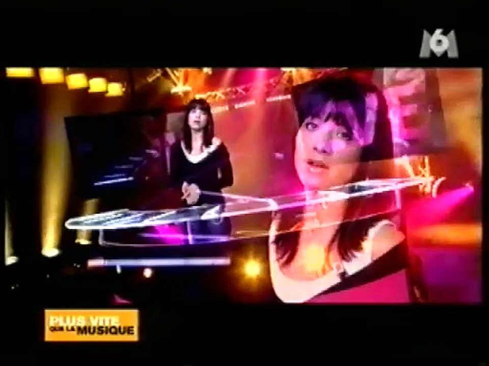 Johnny Hallyday - Plus vite que la musique (M6, 08 mai 2004) | Sujet sur l’album d’Isabelle Boulay