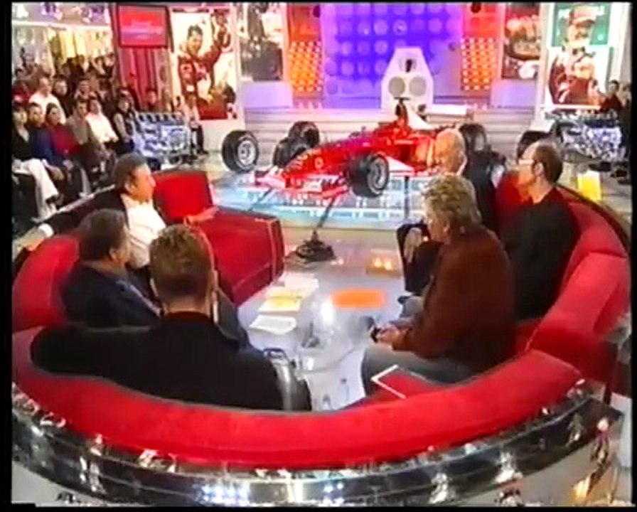 Johnny Hallyday, Alain Delon & Jean Reno aux côtés de Schumacher – Vivement Dimanche Prochain (15 février 2004)