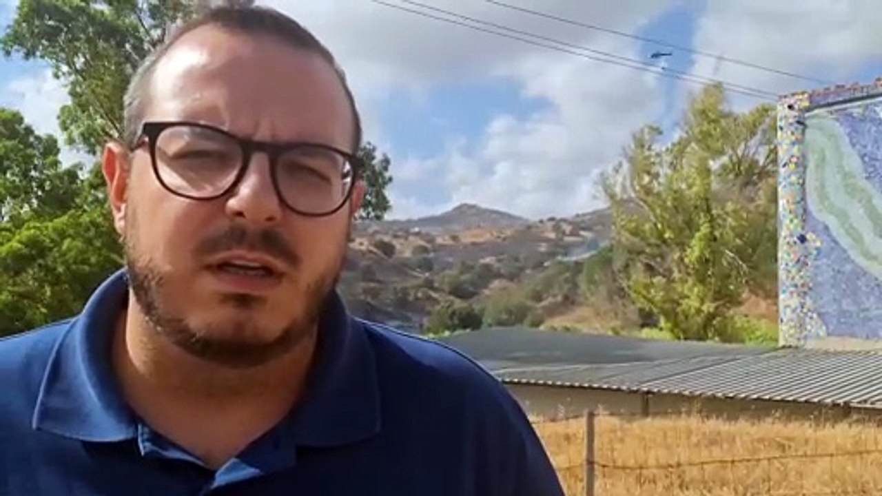 Incendio a Codrongianos, il sindaco: "Fiamme vicino allo stabilimento San Martino"