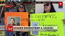 En Sinaloa, familiares de Jassiel se manifiestan por su secuestro a manos de hombres armados