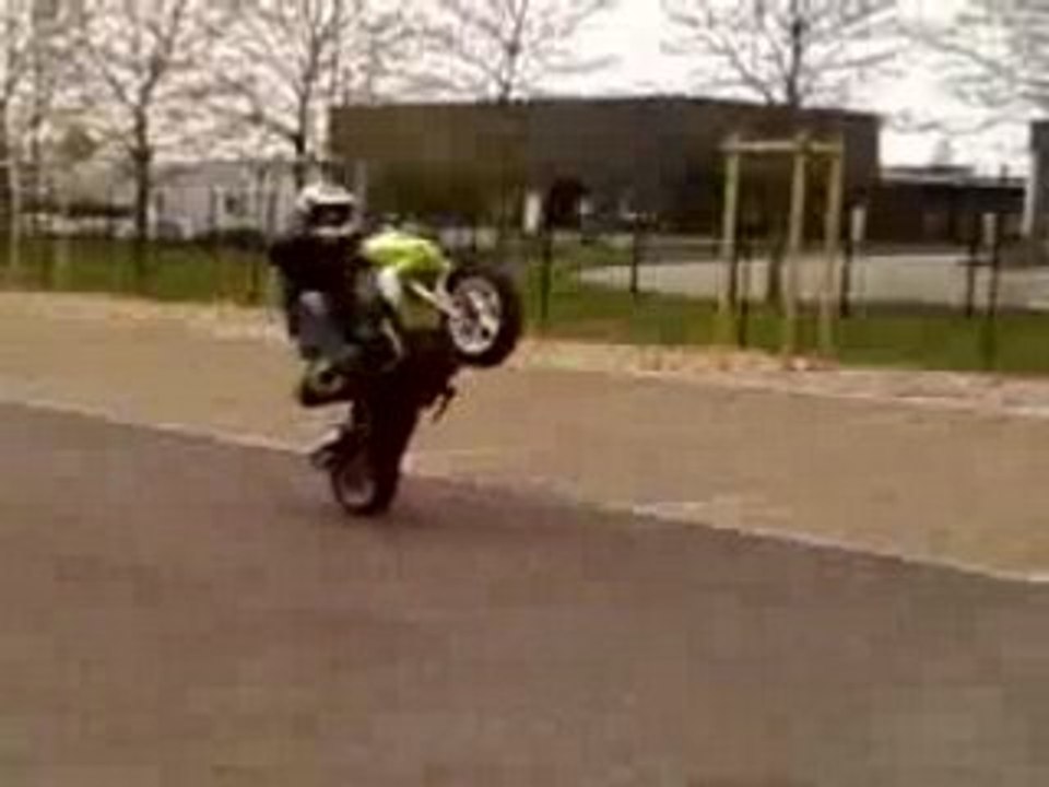 Jimmy en scoot