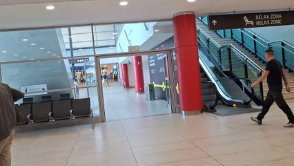 summer 2025 czech republic, prague airport