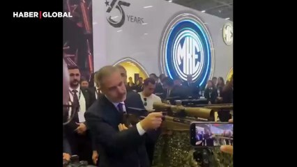 Dışişleri Bakanı Hakan Fidan'ın bu görüntüsü sosyal medyayı salladı