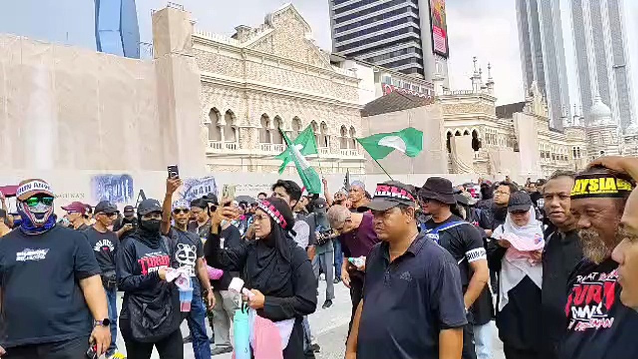 ANTI PM RALLY V4