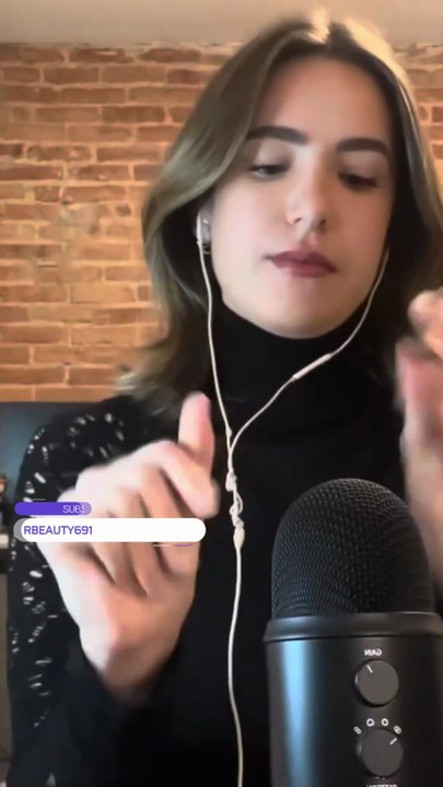 ASMR _ Aggressive Tapping, Whispers أصوات ASMR المُرضية والمريحة