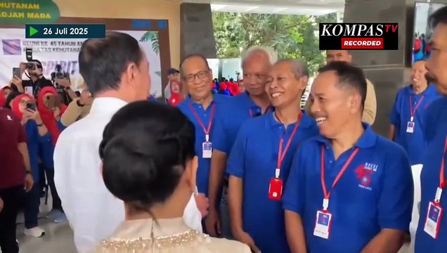Ngakak! Jokowi Ketemu Mulyono di Reuni Fakultas Kehutanan UGM