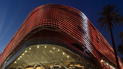 El Roig Arena también brilla por la noche 