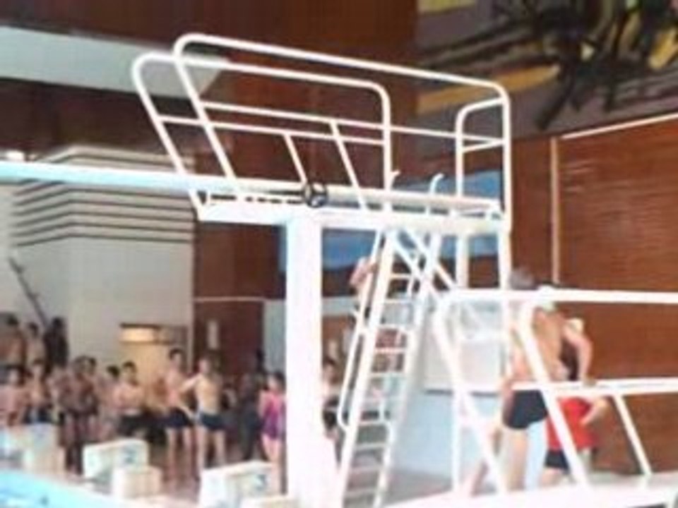 Alex mouton et valou a la piscine...