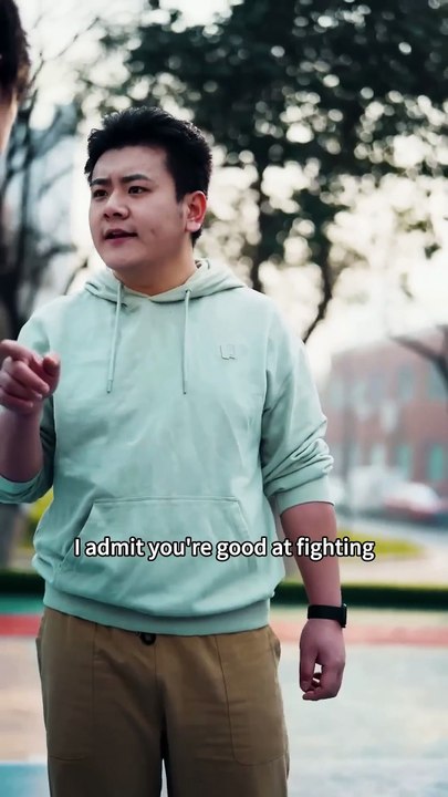 Reborn as a school loser, the former tycoon now crushes bullies and reclaims his throne!