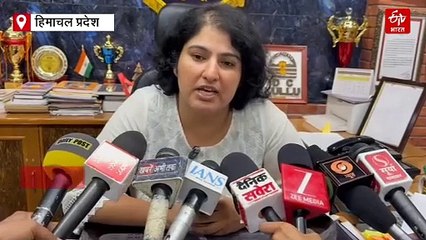 इस गांव पर मंडराया खतरा, लगातार दरक रही पहाड़ी, घर होकर भी बेघर हुए 14 परिवार