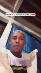 MC Poze protesta por Oruam