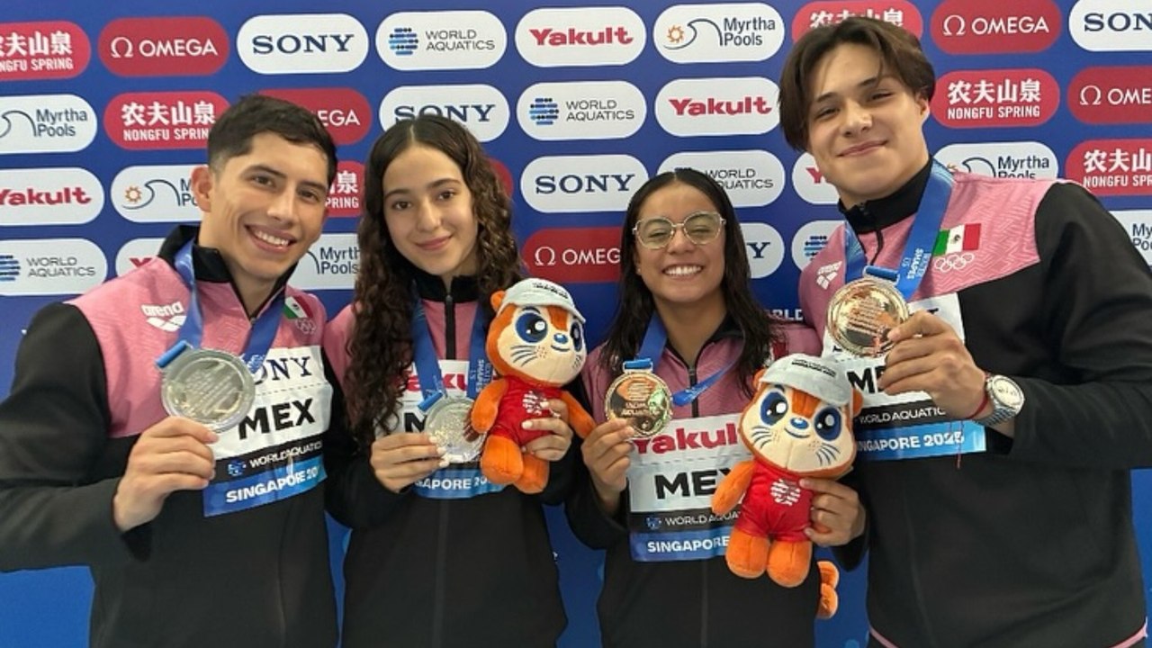 Osmar Olvera, Alejandra Estudillo, Zyanya Parra y Randal Willars consiguen plata en clavados mixto en Singapur 2025