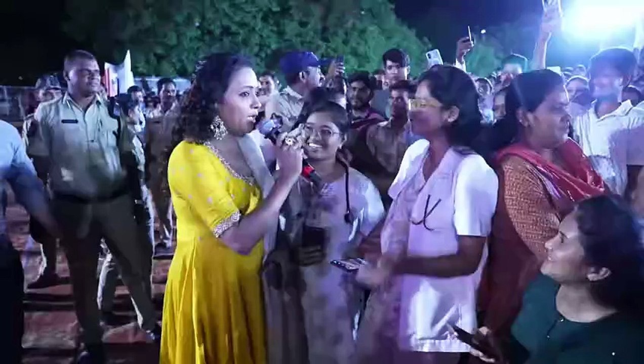 Suma Fun Interaction With Fans at KINGDOM Trailer Launch Event ｜ Vijay Deverakonda ｜ Shreyas Media
