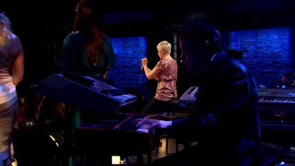 Annie Lennox Live Performances of 'Cold' with BBC Orchestra 🎶 (2009 London) - thumbnail