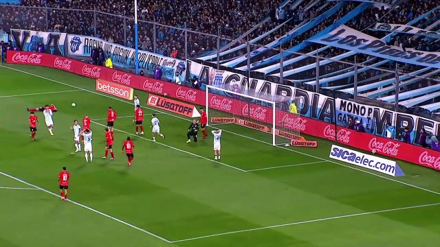 ESTUDIANTES, CON UN JUGADOR MENOS, VENCIO A RACING EN EL CILINDRO DE AVELLANEDA - MH SPORTS