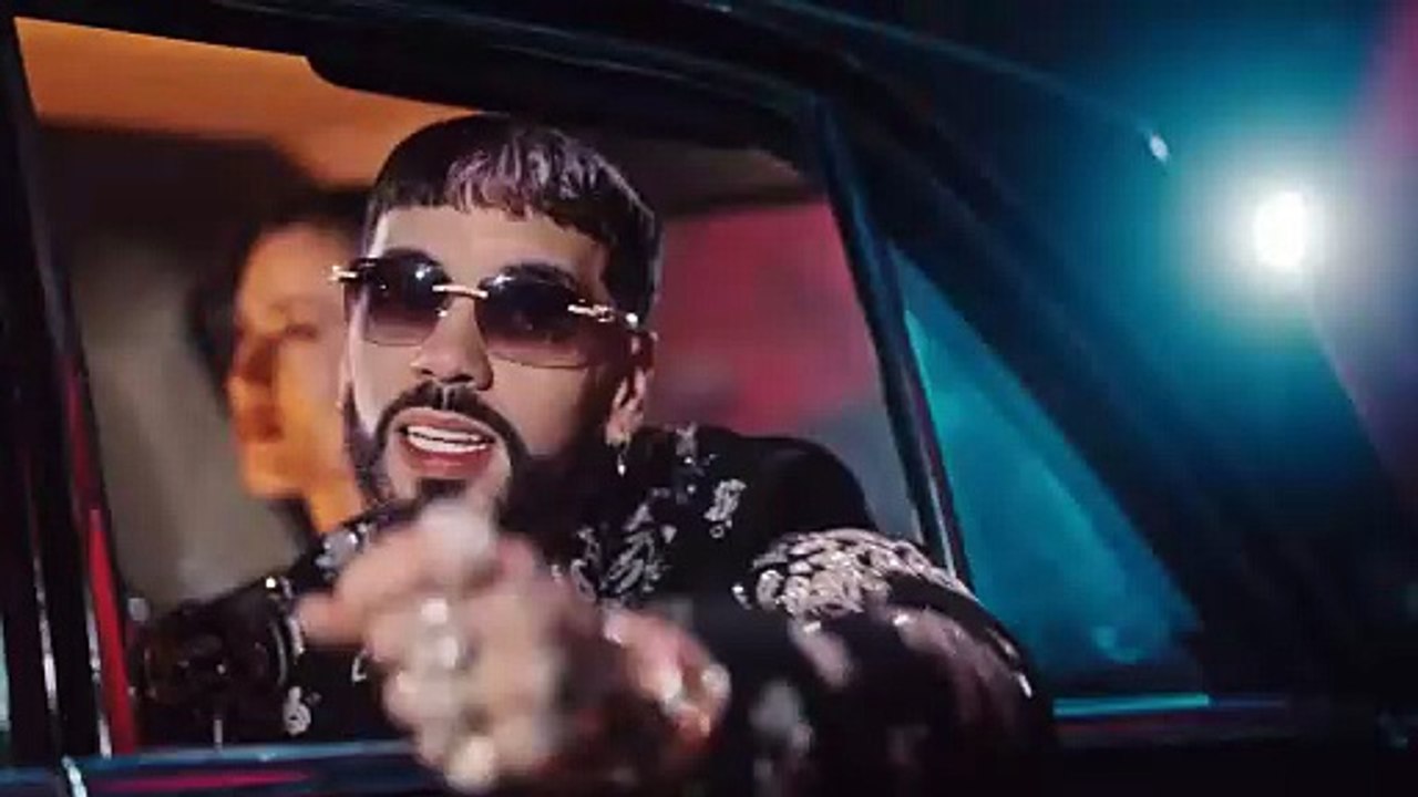 Chris Jedi, Gaby Music, Dei V, Anuel, Ozuna - BAD BOY (Official Video) ft. Anuel AA, Ozuna - GabyMusicVEVO (1080p, h264)