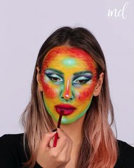 Cool experimental makeup looks! 💄✨