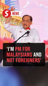 Anwar defends petrol price reduction for Malaysians
