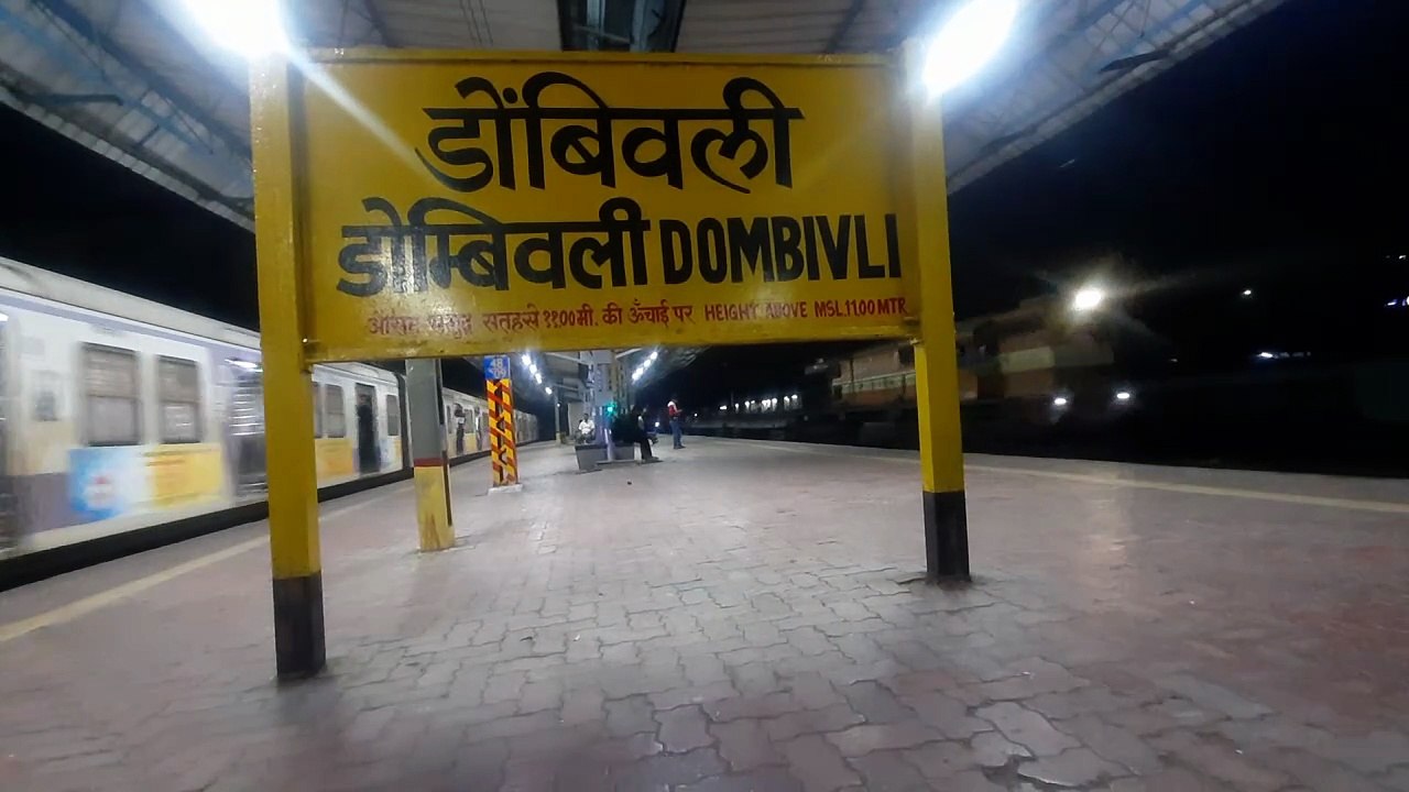Two train entering together at Dombivli Station 20240211_235341