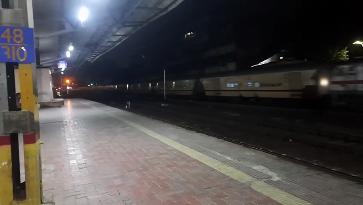Express Crossing Dombivli Old Coach 20240214_225427