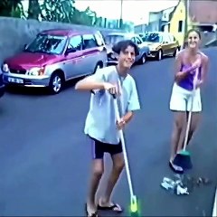 😱 “QUE LE DEN… NO PUEDO NI VERLO”: ¿POR QUÉ ADIL RAMI CARGA CONTRA LAMINE YAMAL?