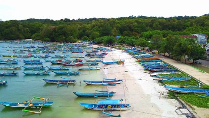 The Beach Views by Boat in Indonesia Are Truly Amazing