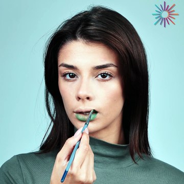 Glow bold with neon green 💚