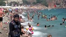 Antalya’da hava sıcaklığı 37, deniz suyu 32 derece oldu