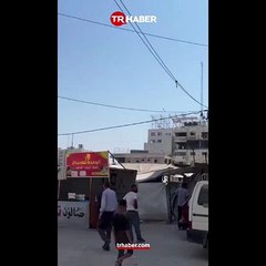 Gökyüzünden gelen umut: Gazze'ye paraşütle 8 yardım kutusu bırakıldı