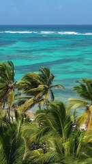 Así es, ni el invierno puede con sus aguas cálidas.